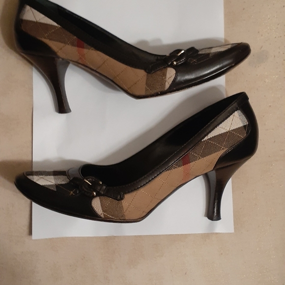 BURBERRY LEATHER NOVA CHECK PUMPS 39 - Picture 13 of 16